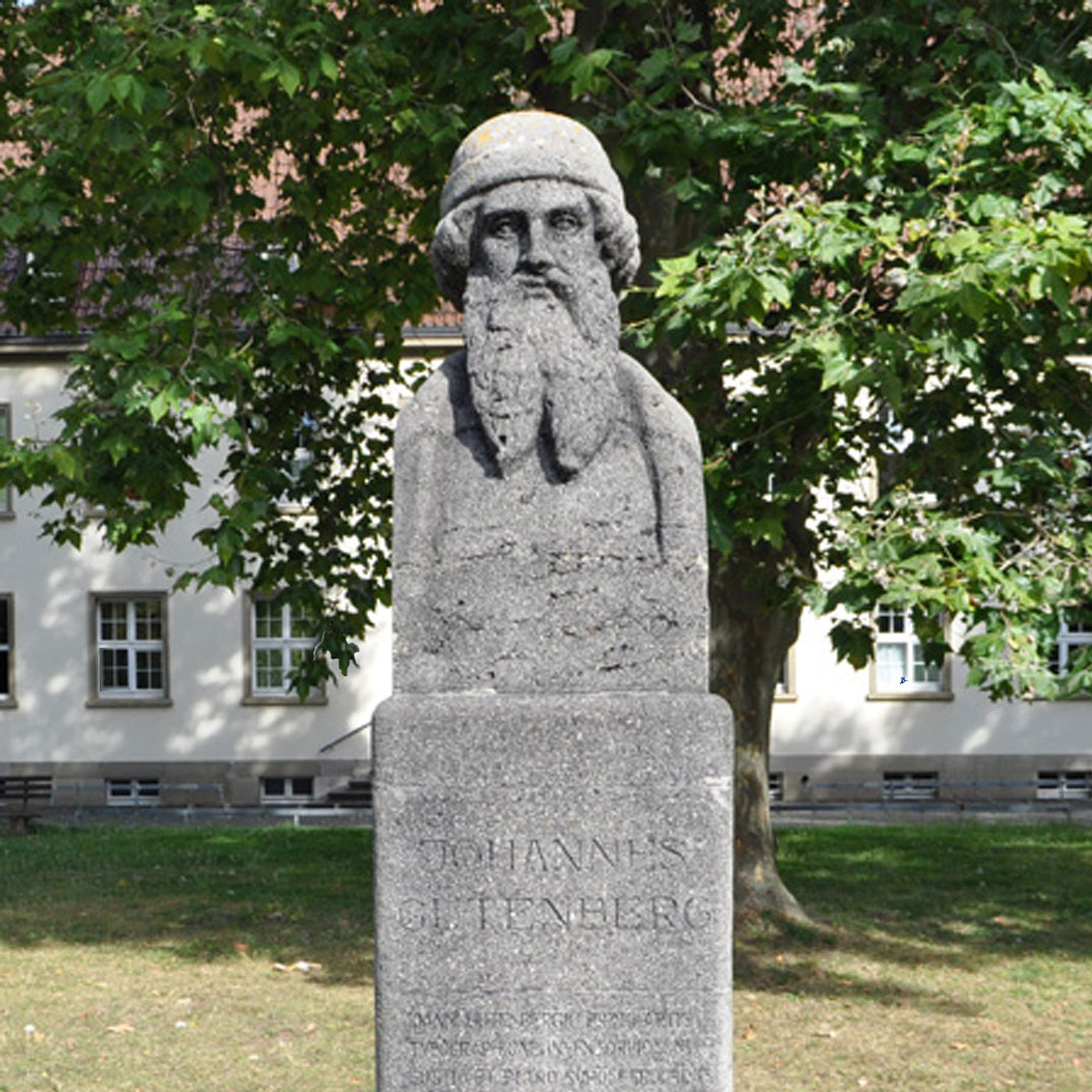 Wiederaufbau der Johannes-Gutenberg-Universität Mainz.